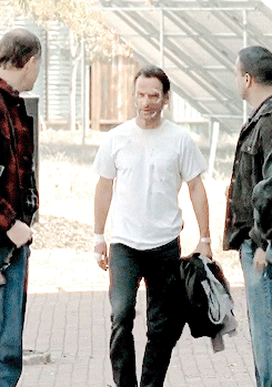 churchofgrimes:  Rick Grimes gifsets [192/?] 