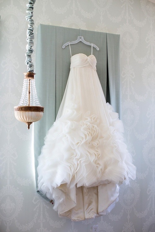 tbdressfashion:  WEDDING DRESS