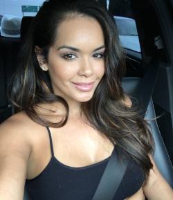 Traffic selfie yeah! #DaisyMarie by 1daisymarie