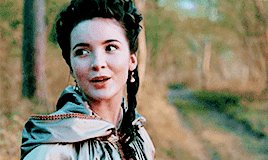 behindfairytales:Sophie de Clermont in every episode :the truth will burst (s03e03)