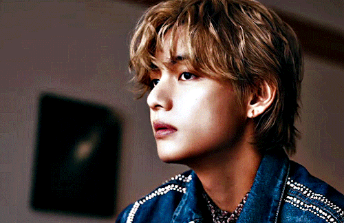 V Being Handsome As Always 