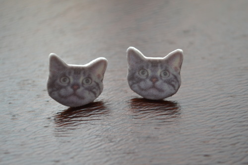 Hey guy, I&rsquo;m now selling HANDMADE EARRINGS in my Etsy shop!They&rsquo;re $8.50 USD each pair, 