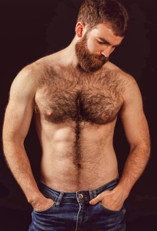 hot4hairy2:  reds-and-gingers:  http://reds-and-gingers.tumblr.com   H4H | #hot4hairy | hot4hairy2.tumblr.com 