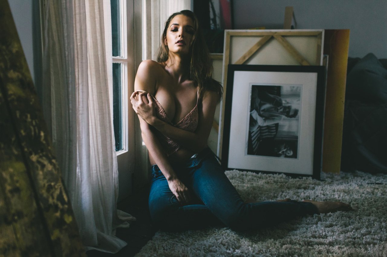 fleshandblonde:  New Alyssa Arcé
