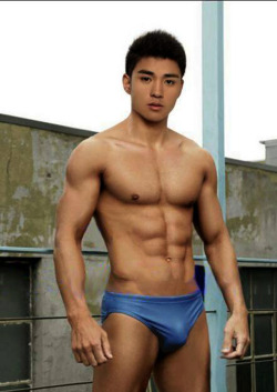 auberonbc:  For more Gorgeous Asian Men visit : http://auberonbc.tumblr.com/archive 