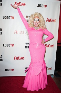 Bubblecum-Glitterfuck:  A Four Part Saga: Trixie Mattel