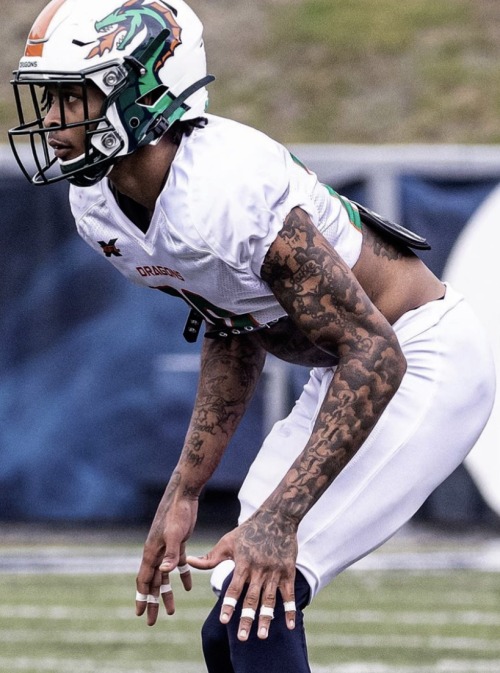 xemsays: xemsays: xemsays: xemsays: xemsays: xemsays: xemsays: xemsays: xemsays:sexy New York Jets football star:  DERRICK JONES 🍆 🏈  natural sex appeal 😈👅his sexy, slim self 😈🍆👅