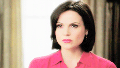 snowqveen:  Regina Mills + Pretty colors (✿◠‿◠) 