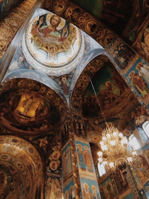moscowavenue:Church of the Saviour on Spilled Blood: Interior. Every inch of the images is construct
