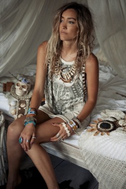 bohemianhippiegirl:  Bohemian Goddess.xx 