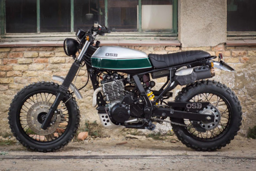 Porn Pics caferacerpasion:  Honda NX650 Dominator Street