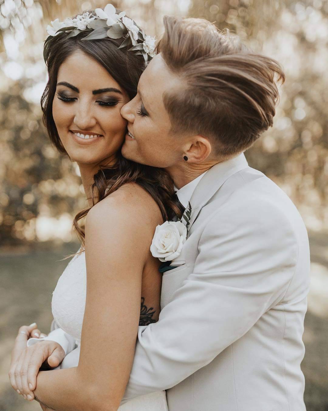 lesbiandgayy:  ~You don’t marry someone you can live with, you marry someone you