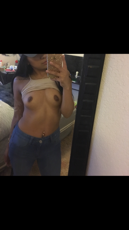 latinamariaslut: #fresno #nipples #nude #latina #selfshot #brownnipples #naked