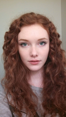 classybrocom:  Beautiful pale redhead Via: http://www.classybro.com/