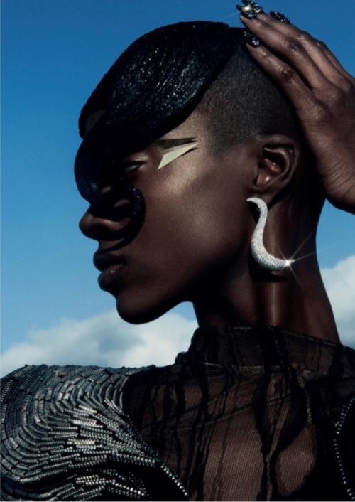 continentcreative:Madisin Rian for Vogue Portugal by Jamie Nelson