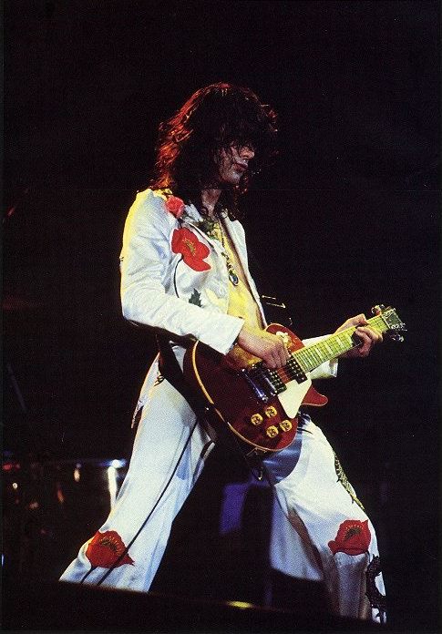 rocknrollpoland:  to-be-a-joint-and-not-to-roll:  White Dragon Suit (Colour)  Page
