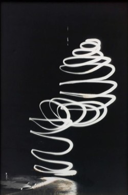 regardintemporel:  Bruce Nauman - Light Trap for Henry Moore, 1967 