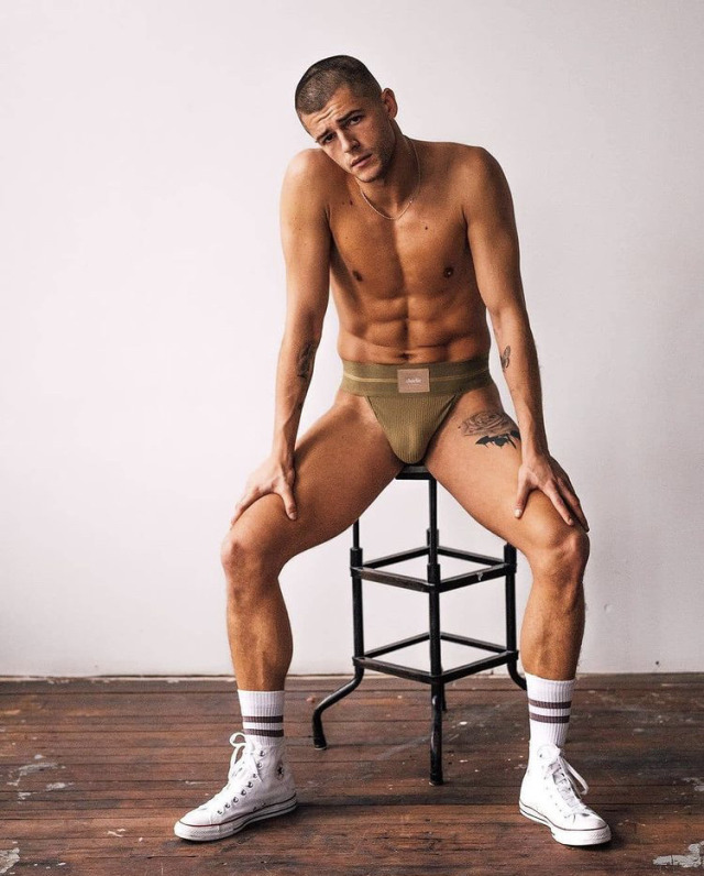 droppedzipper:Sam Salter by Taylor Miller 