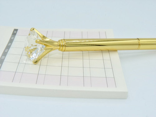 Gold Diamond Pen //TheILovelyIFactory