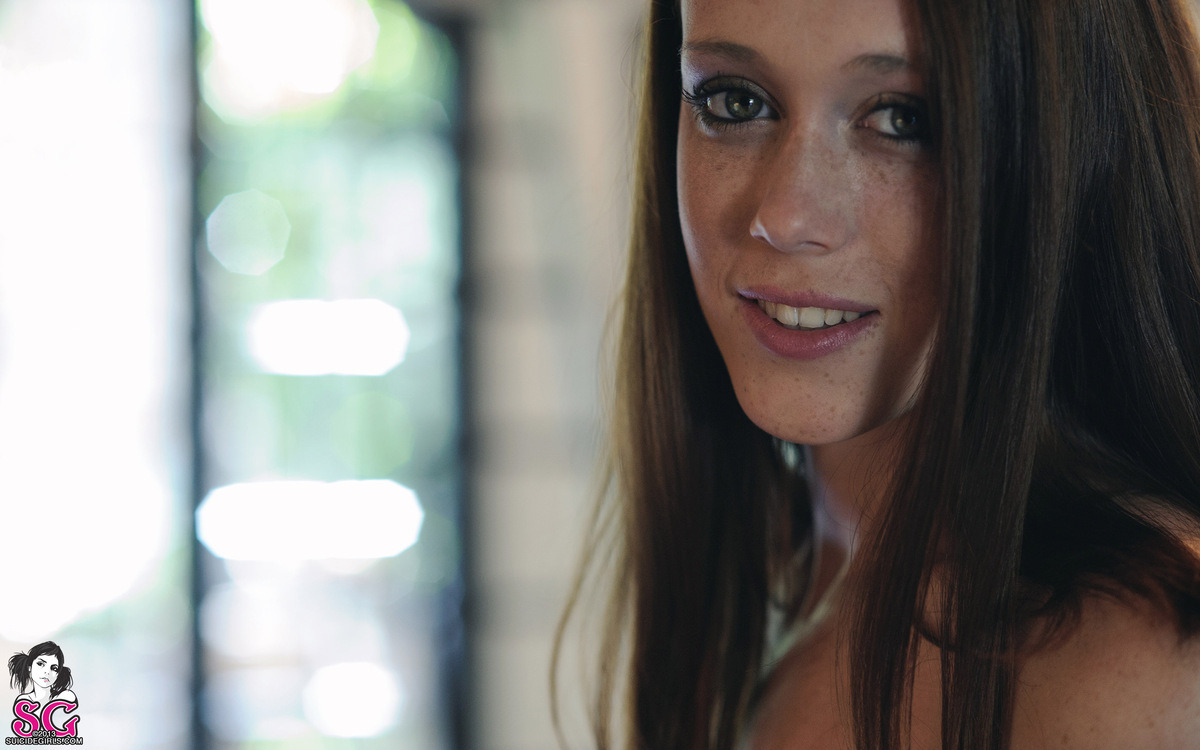 anothersuicidegiirl:  Chad in the set….Lounge