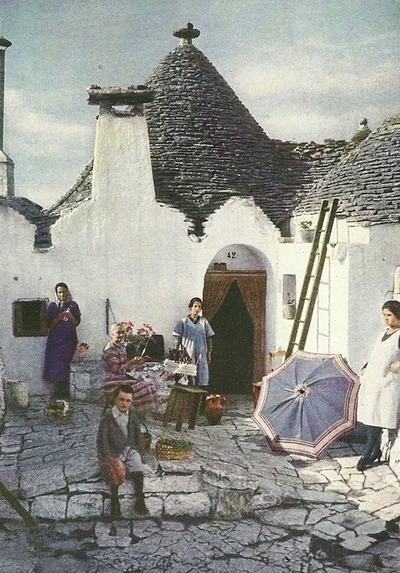 Alberobello, Italia, National Geographic, febbraio 1930