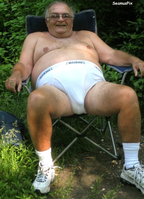 lustfulgrandpa:  YOU LOOK SO SEXY……..I’M SURE YOU CAN SATISFY MY LUST WITH YOUR WILLING BODY!!!!!!!!!!!!!!!!!!!!!!!!!!!