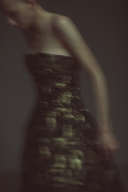 alexcovo:  Girl in Dress II by Alex Covo