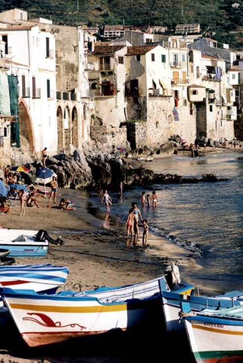 travelingcolors:Cefalu, Sicily | Italy (by Debbie Sabadash)