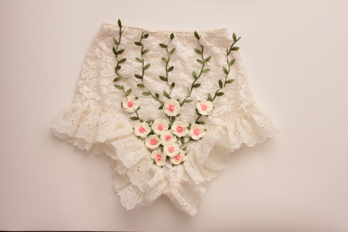 cheesies:almaloveless:Lingerie inspired by Frida Kahlo (2013).Oh my god its beautiful