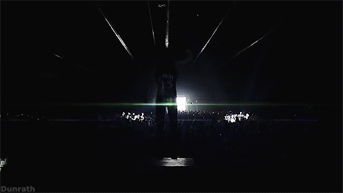 this0nes-f0r-y0u:  dellaphernelia:  dunrath:  I See Stars [x]  This is beautiful *-*  they’re so amazing in concert omg 