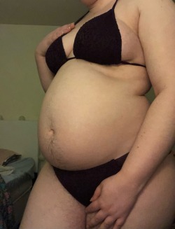 Sex certifiedfeedee:Piggy in a bikini before pictures