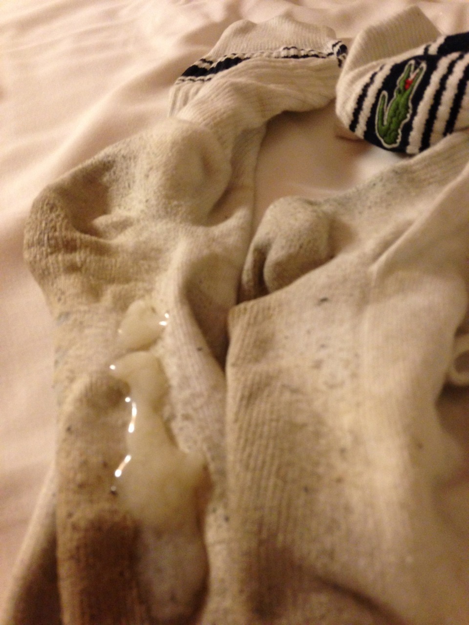 nike-sniffer:  meine volgewixten Sox und Sneaker  I wanna stick my nose in those