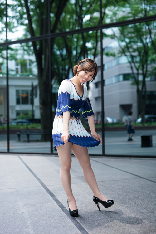 PORTRAIT PHOTO SENDAI / 2015model 宇佐美ゆきさん 初夏の緑の仙台で。小柄だけどポージングが多彩で堂々と見えるのがモデルの宇佐美さんの良さかも。クールな感じだけど、実は