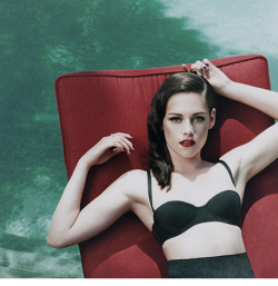 the-lesbian-label:  liquorinthefront:  Kristen