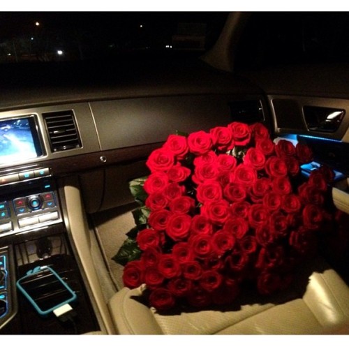lipstick-nd-champagne: blvckcrystal:  //  lipstick-nd-champagne.tumblr.com/