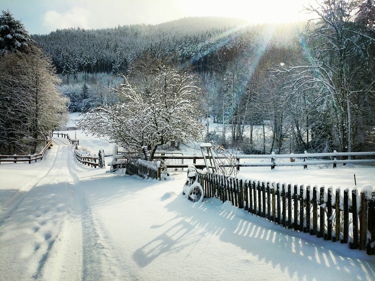 My friends house a few miles from mine , damn I love living here it&rsquo;s so