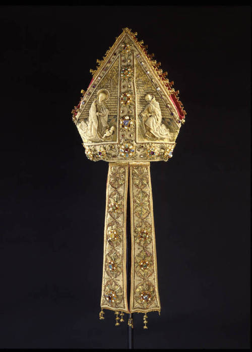 Bishops mitre, early 16th century.from The Dresden State Art Museum