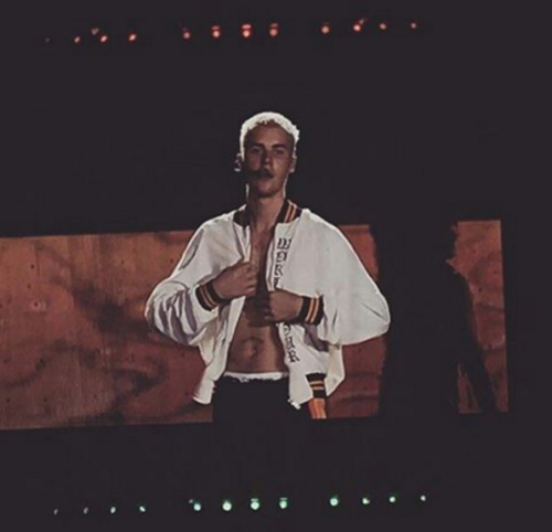 hotbodyboyz - Justin Bieber - Shirtless Purpose Tour Down Under