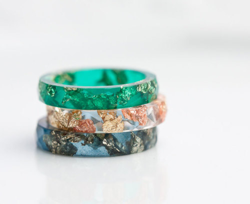 wordsnquotes:culturenlifestyle:Elegant Resin Rings with Gold & Silver Encapsulated FlakesIndie b