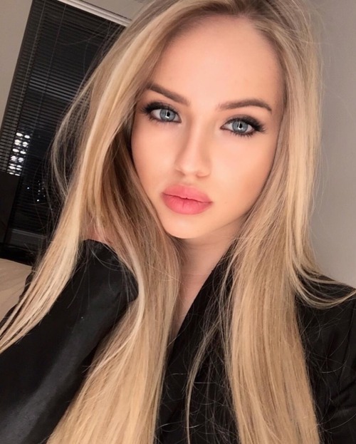 homeofsexygirls:  Lips n eyes