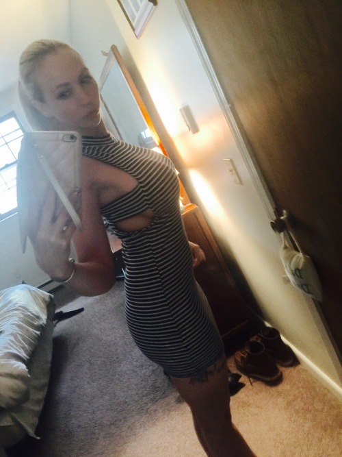 bimboteagan:  petsarah1984: bimboteagan:   bimboteagan:   bimborules:   bimboteagan:  I bought this dress the other day. I ❤️ the side boob showin! I think I’ll wear it with no bra and no panties!  I think we can all agree that no underwear is the
