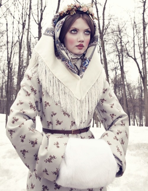 glamour:  LIndsey Wixson is a winter princess for December’s Vogue Nippon. Styled by Giovanna Battaglia and photographed by Emma Summerton. *Dressed 