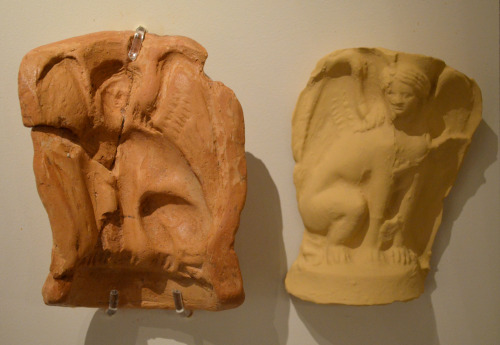 greek-museums: Archaeological Museum of Arta: Coroplastic art: Moulds with contemporary casts (in l