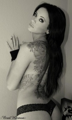 we-require-more-tatooed-girls:  More @ http://we-require-more-tatooed-girls.tumblr.com