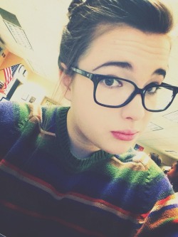 morebeautifulthandeath:  Ugly sweater to hide my ugly face  But glasses tho 👌