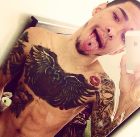betoslatinmen: Beto’s Corner https://betoslatinmen.tumblr.com/   Sexy Daddy!😛
