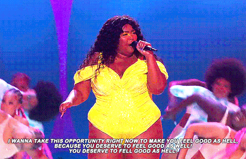 geekandmisandry: rootbeergoddess: michaelsjulia:Lizzo @ 2019 Video Music Awards And on the seventh d