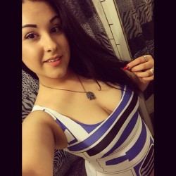 ally7fold:  R-4 is Red R-2 is Blue If I was the force, then I’d be with YOU💙 #r2d2 #bodysuit #starwars #millenniumfalcon #iminlove #fatty #obsessed #spam #fuckit #thankyoudanieliloveyoulovemebacklol