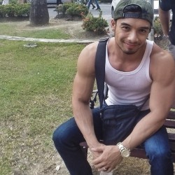 asianmalemuscle:  chinesemale:  @rdzn_ #ISHOTASIANMAN.  #motivation #inspiration #fitness #handsome #AsianHunk by ishotasianman http://ift.tt/1kkLHDl  Enjoy 100,000+ images in the archive: http://asianmalemuscle.tumblr.com/archive