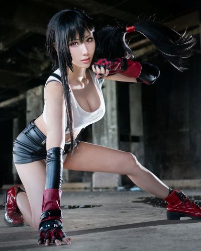 Porn photo piratepress:Hane Ame as Tifa Lockheart